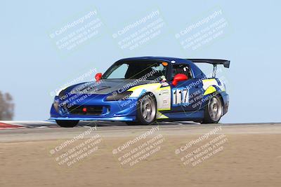 media/Oct-26-2025-CalClub SCCA (Sun) [[8ce1e69566]]/Group 2/Grapevine/